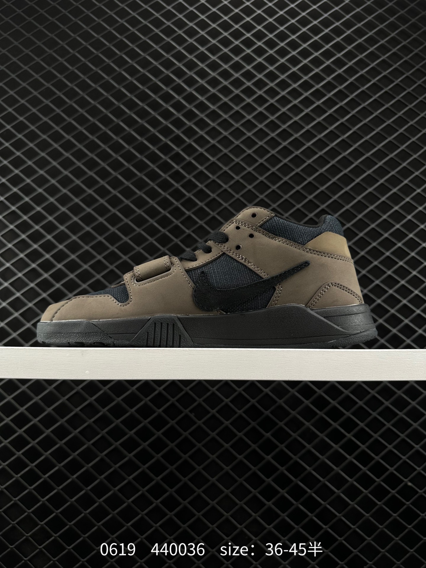 Travis Scott x Air Jordan Cut The Check